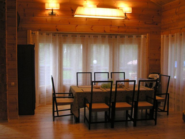 Log_Cabin_Ukraine_14.jpg