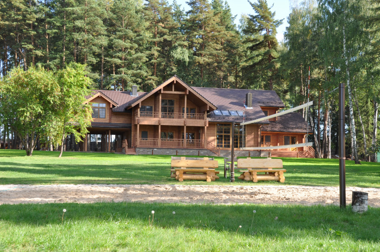 Luxury_Log_Cabin_Russia_2_4.JPG